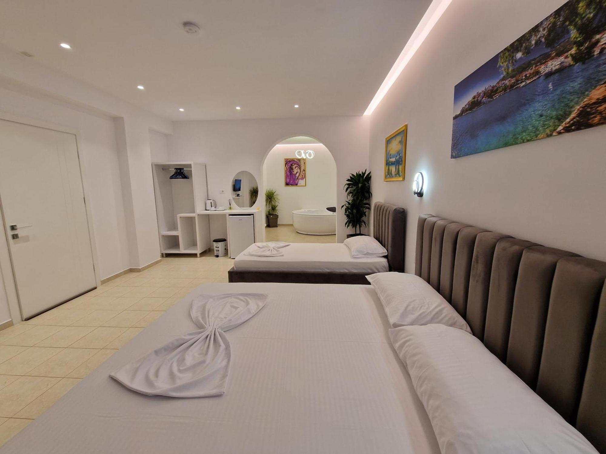 Feniks Hotel Ksamil Dış mekan fotoğraf