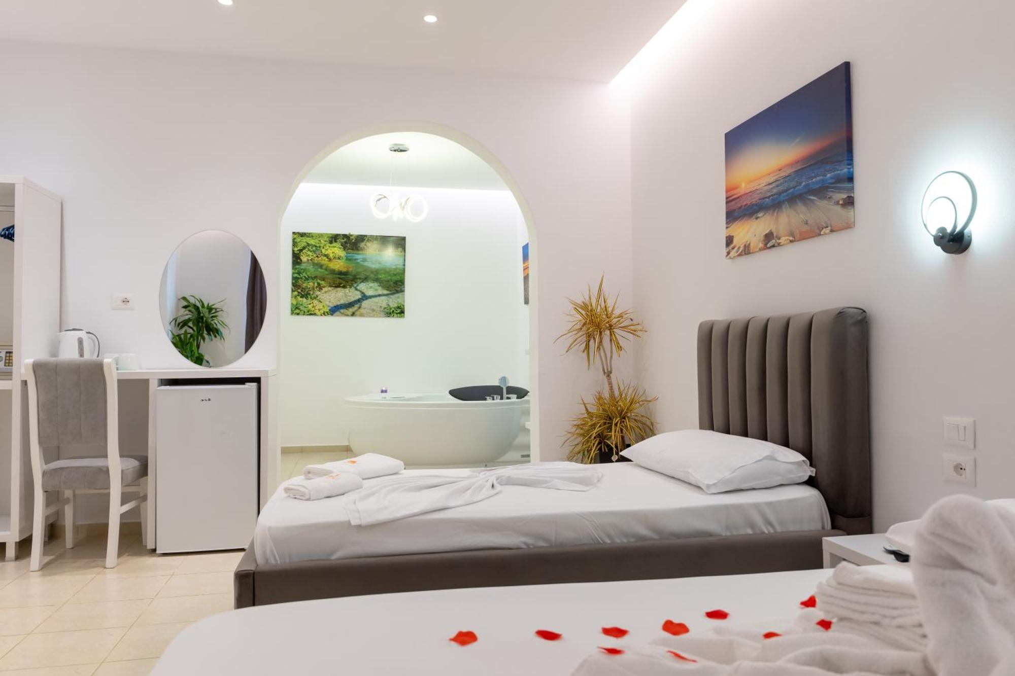 Feniks Hotel Ksamil Dış mekan fotoğraf